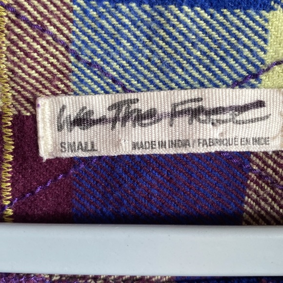 Free People NWT Izzy Cargo 100% Cotton Flannel Snap Close Shacket size small - Picture 11 of 13